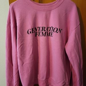Pink femme pullover